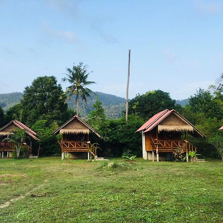 Seree Bungalows & Chill Bar Koh Chang Exteriör bild