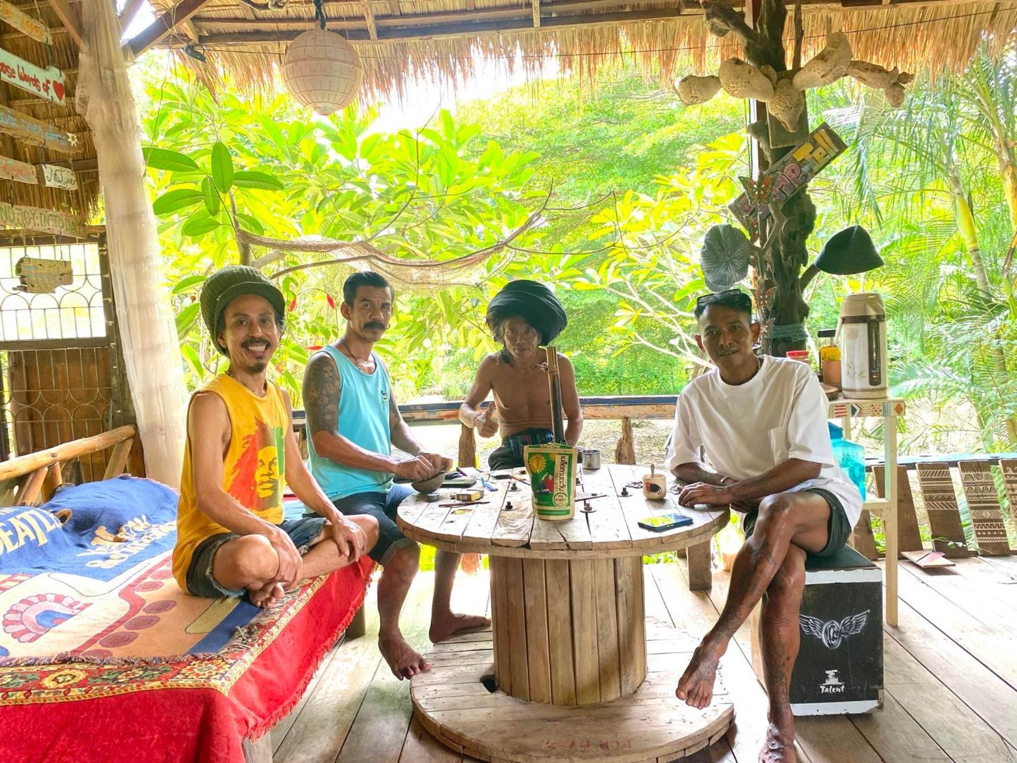 Seree Bungalows & Chill Bar Koh Chang Exteriör bild