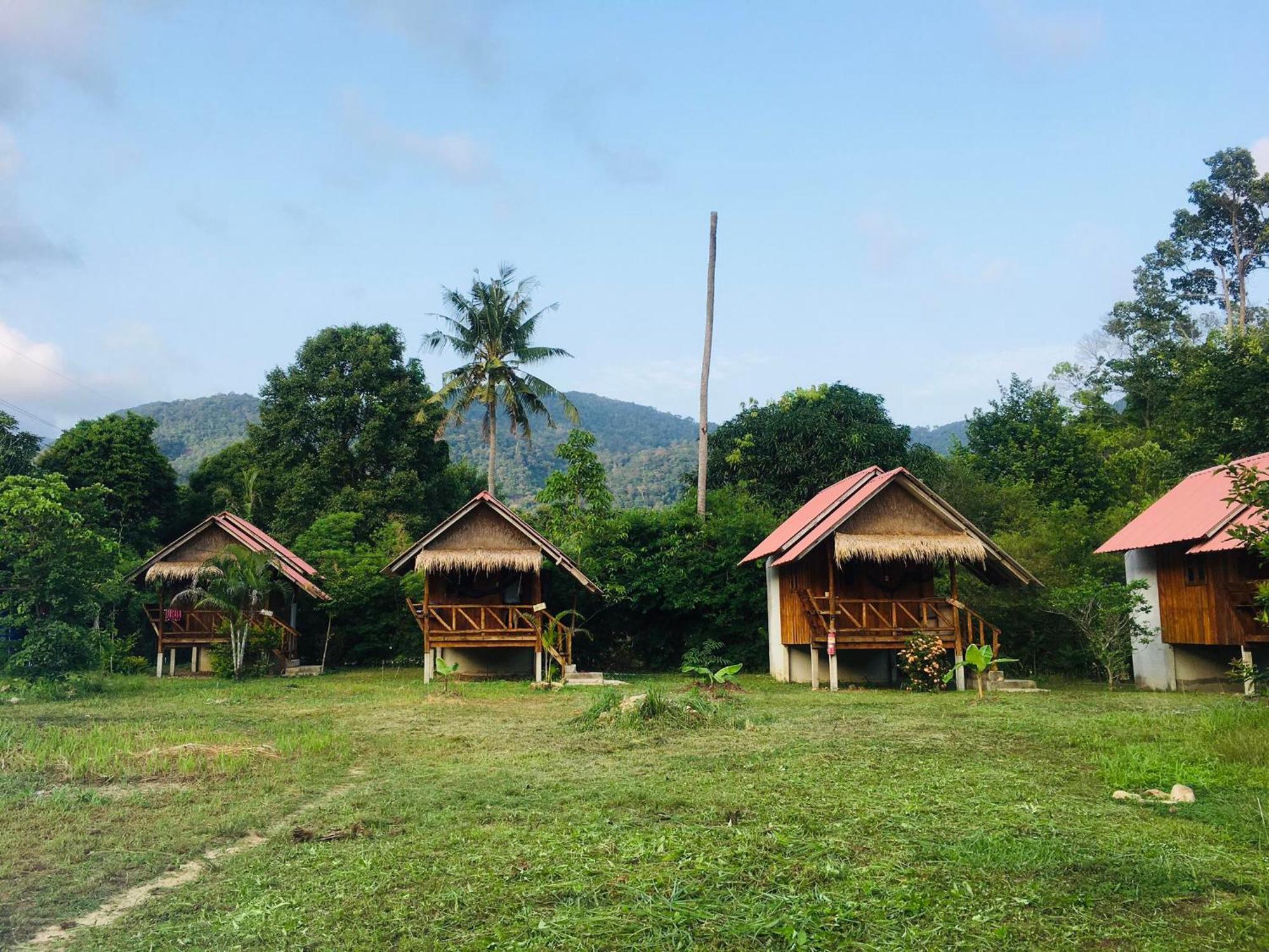 Seree Bungalows & Chill Bar Koh Chang Exteriör bild